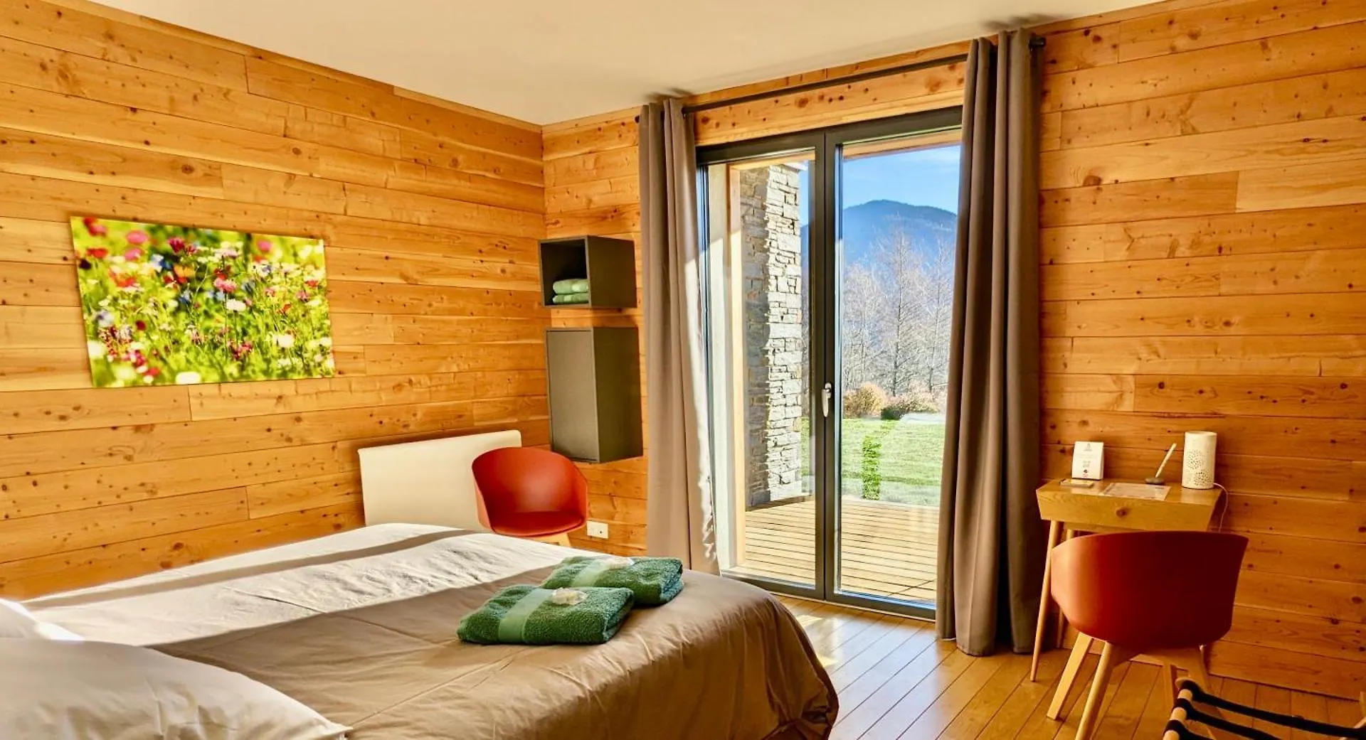 Bed & Breakfast Balcons De Sorgeat - Chambres D'Hotes - Ecolodge En Montagne France