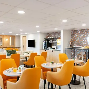 residhome-nice-aeroport.fr-provencehotel.com/